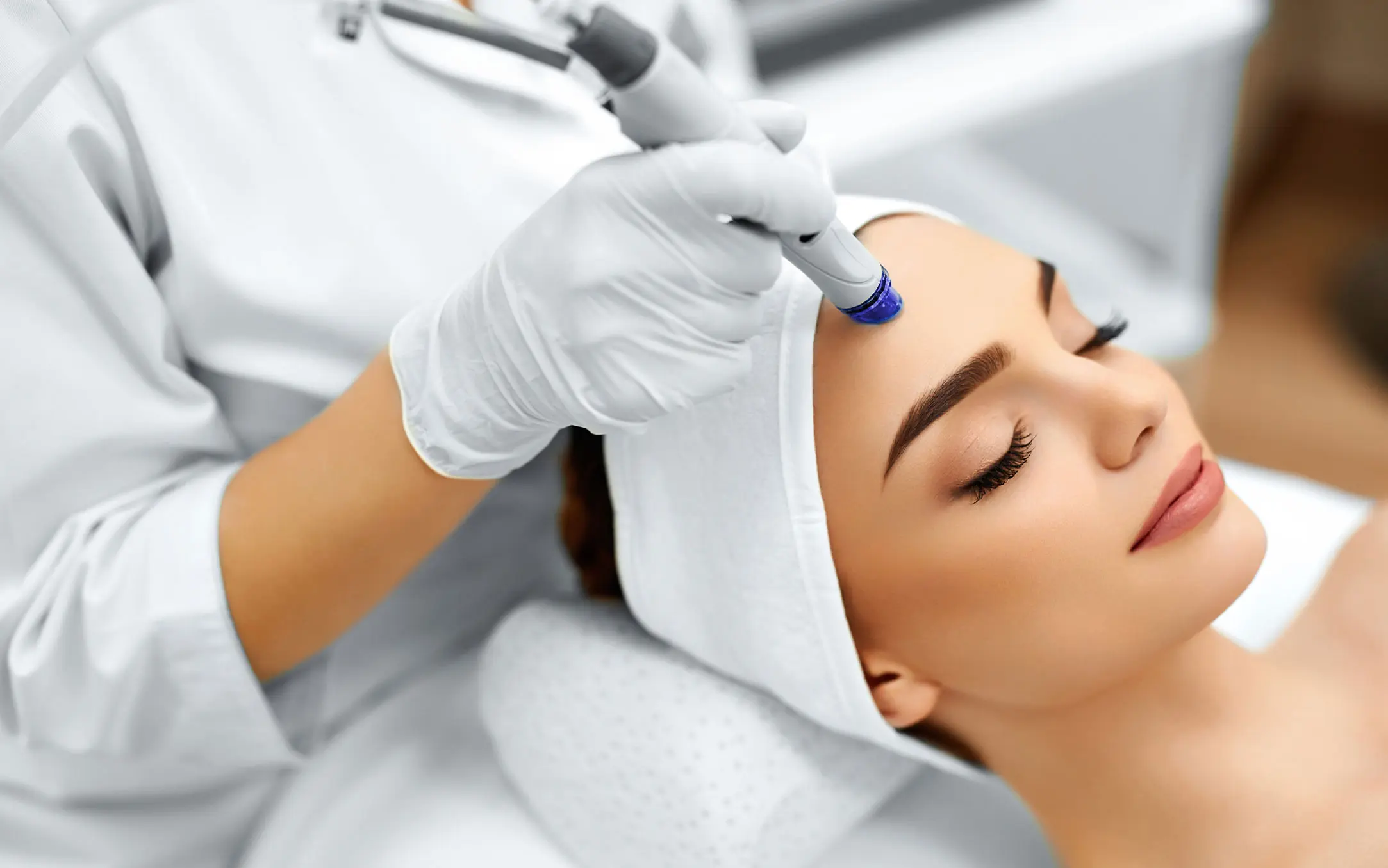 What Is Collagen Lift Therapy and How Can It Help Ageing, Loose Skin Falkirk?